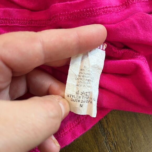 White Birch Hot Pink Sleeveless Cold Shoulder Blouse - Picture 6 of 6